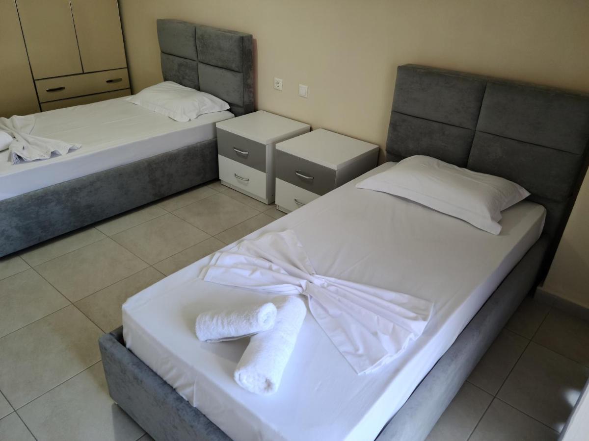 Marinela Apartment *